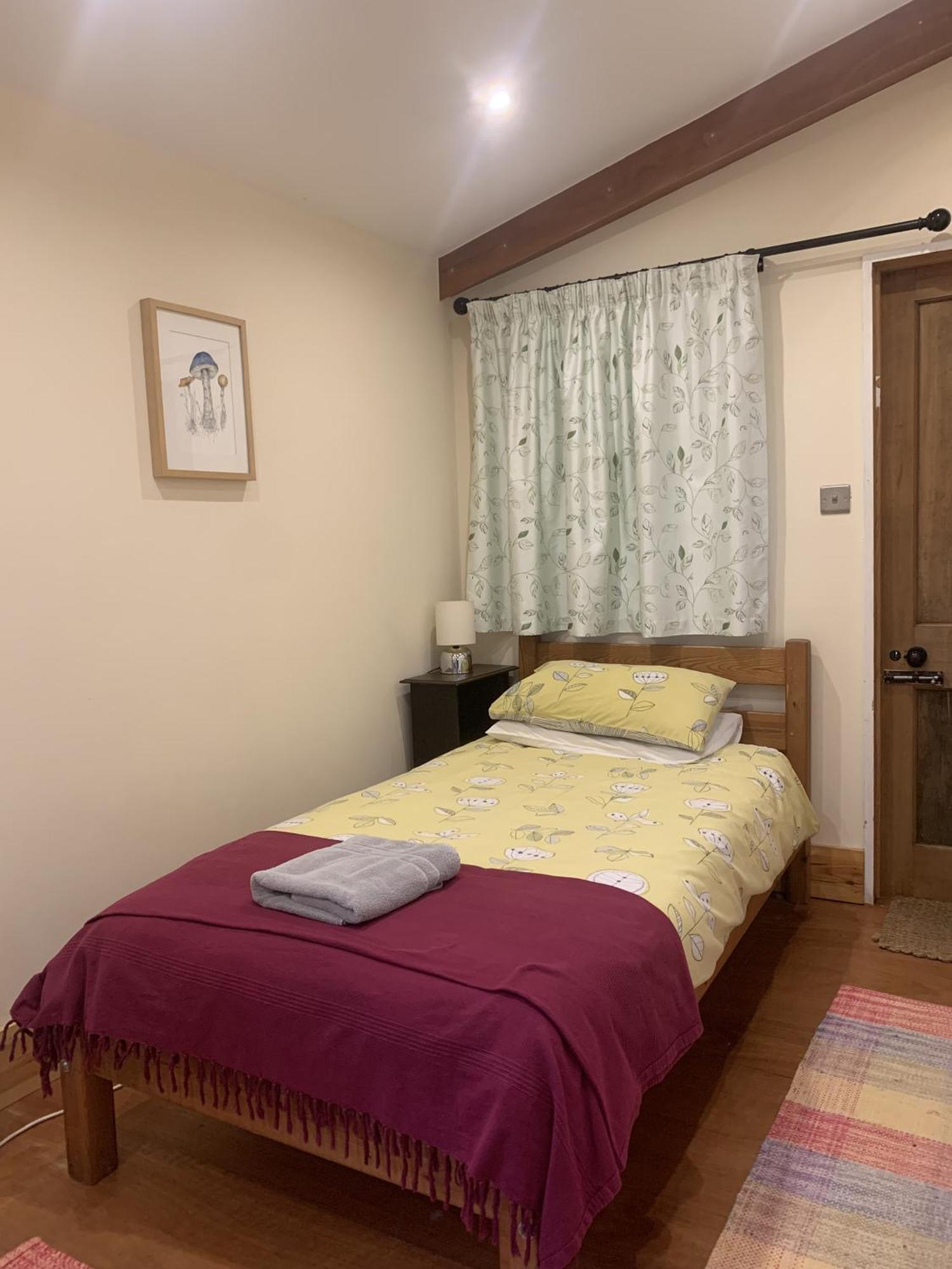 Ceridwen Glamping, Double Decker Bus And Yurts Otel Llandysul Dış mekan fotoğraf