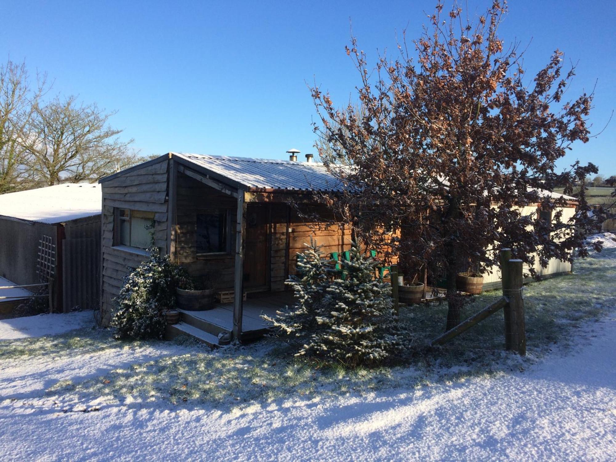 Ceridwen Glamping, Double Decker Bus And Yurts Otel Llandysul Dış mekan fotoğraf