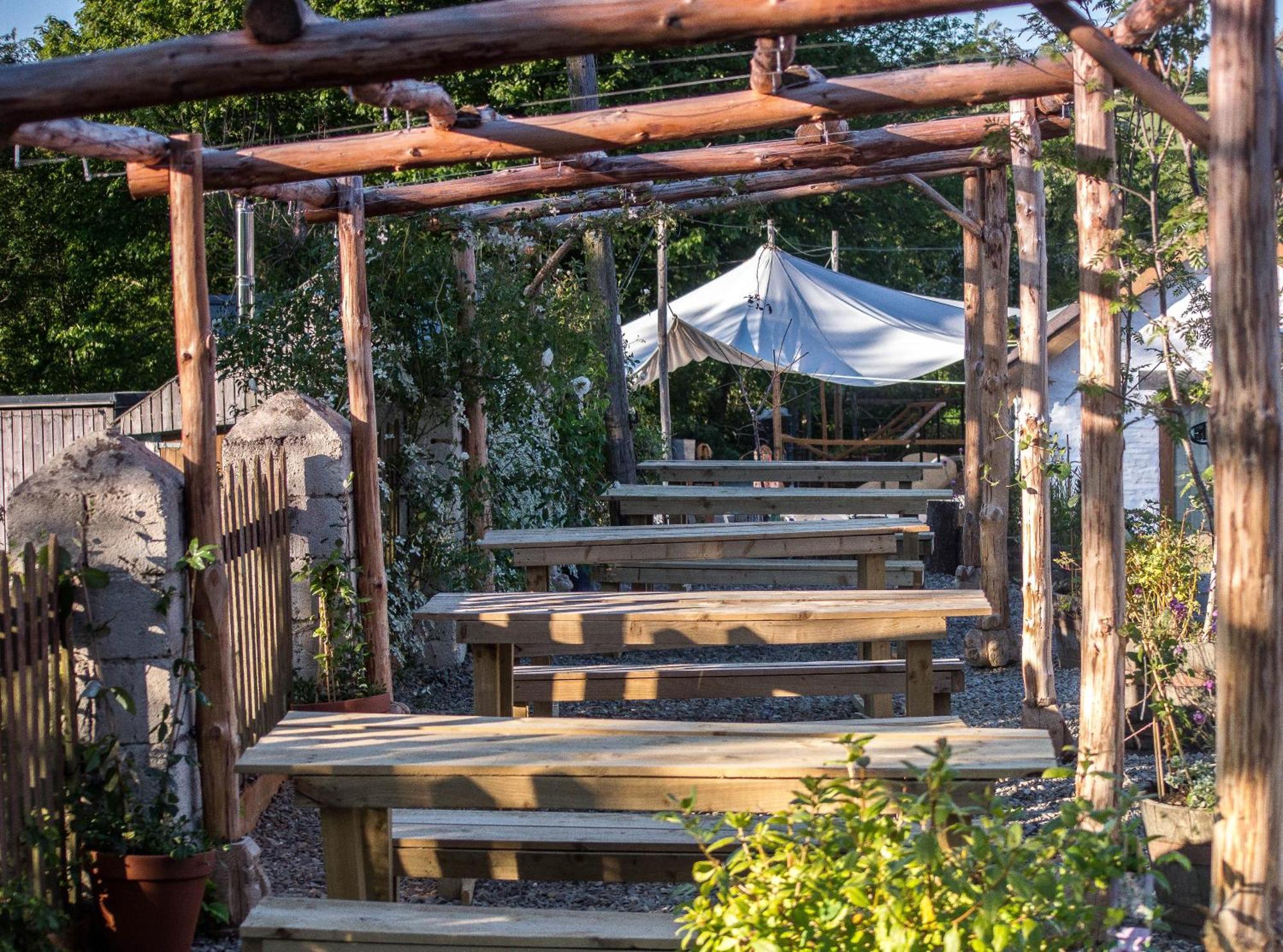 Ceridwen Glamping, Double Decker Bus And Yurts Otel Llandysul Dış mekan fotoğraf
