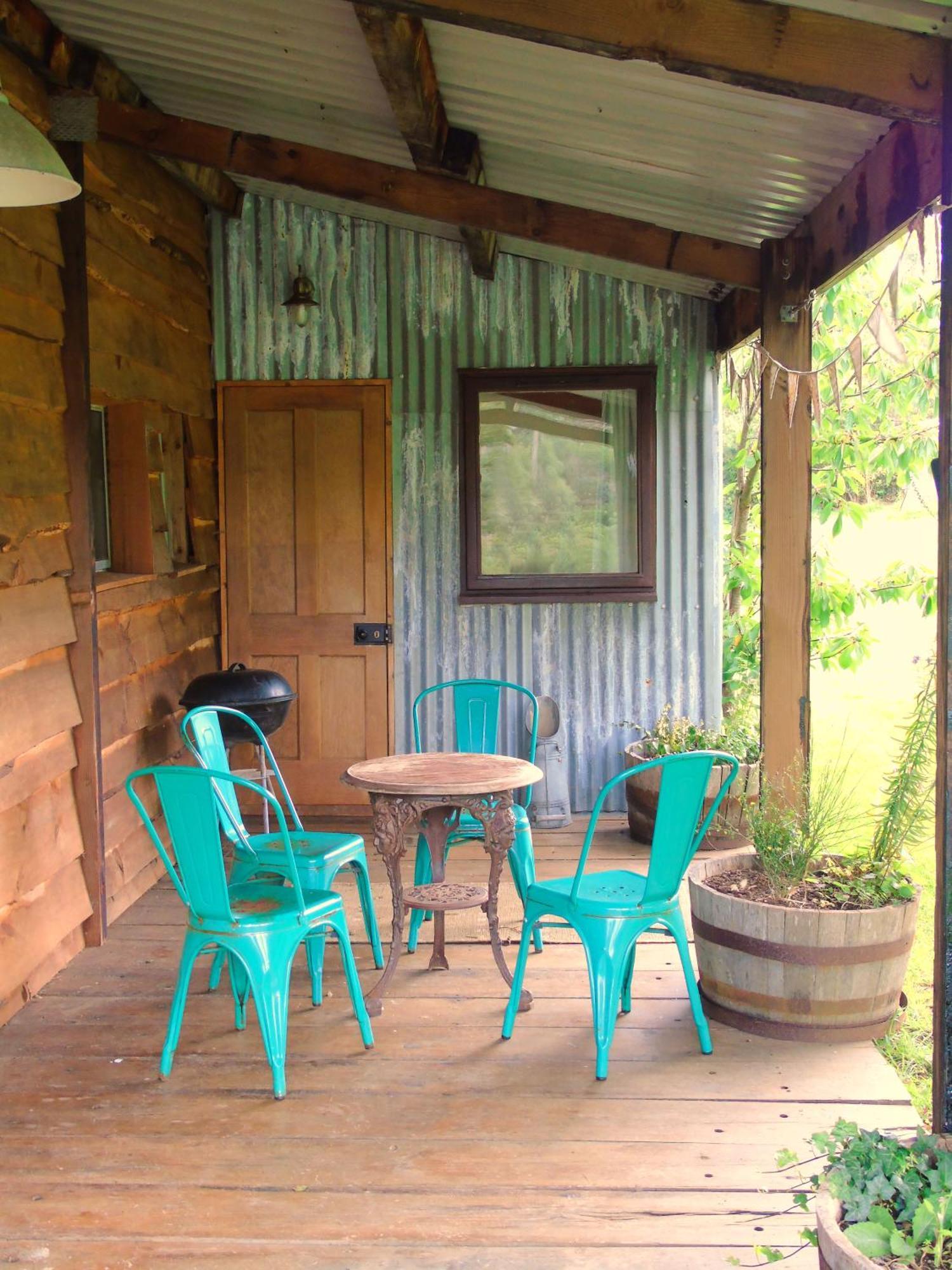 Ceridwen Glamping, Double Decker Bus And Yurts Otel Llandysul Dış mekan fotoğraf